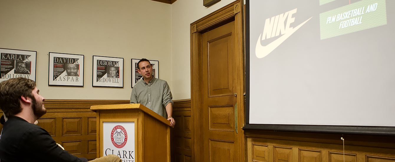 English alumnus from Nike gives a presentation