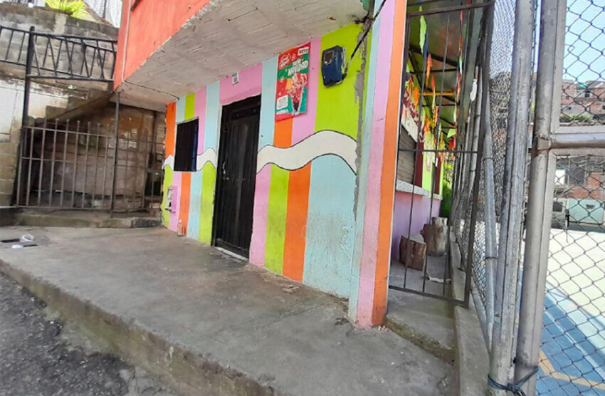city street in poor country