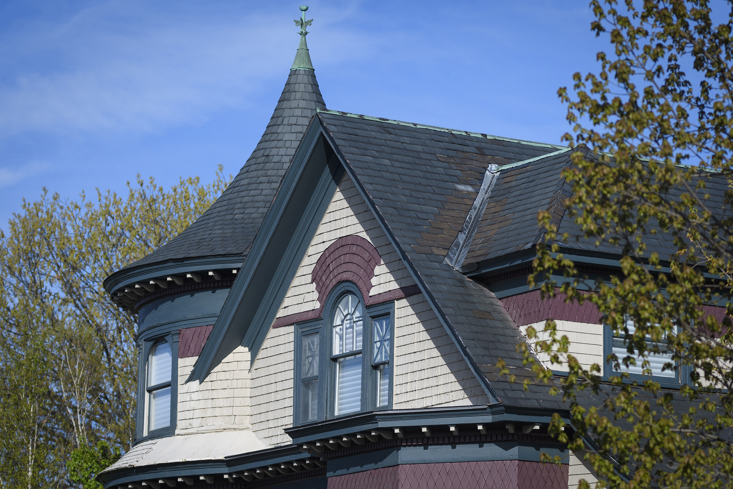 Harrington House - close up of architecture of the house