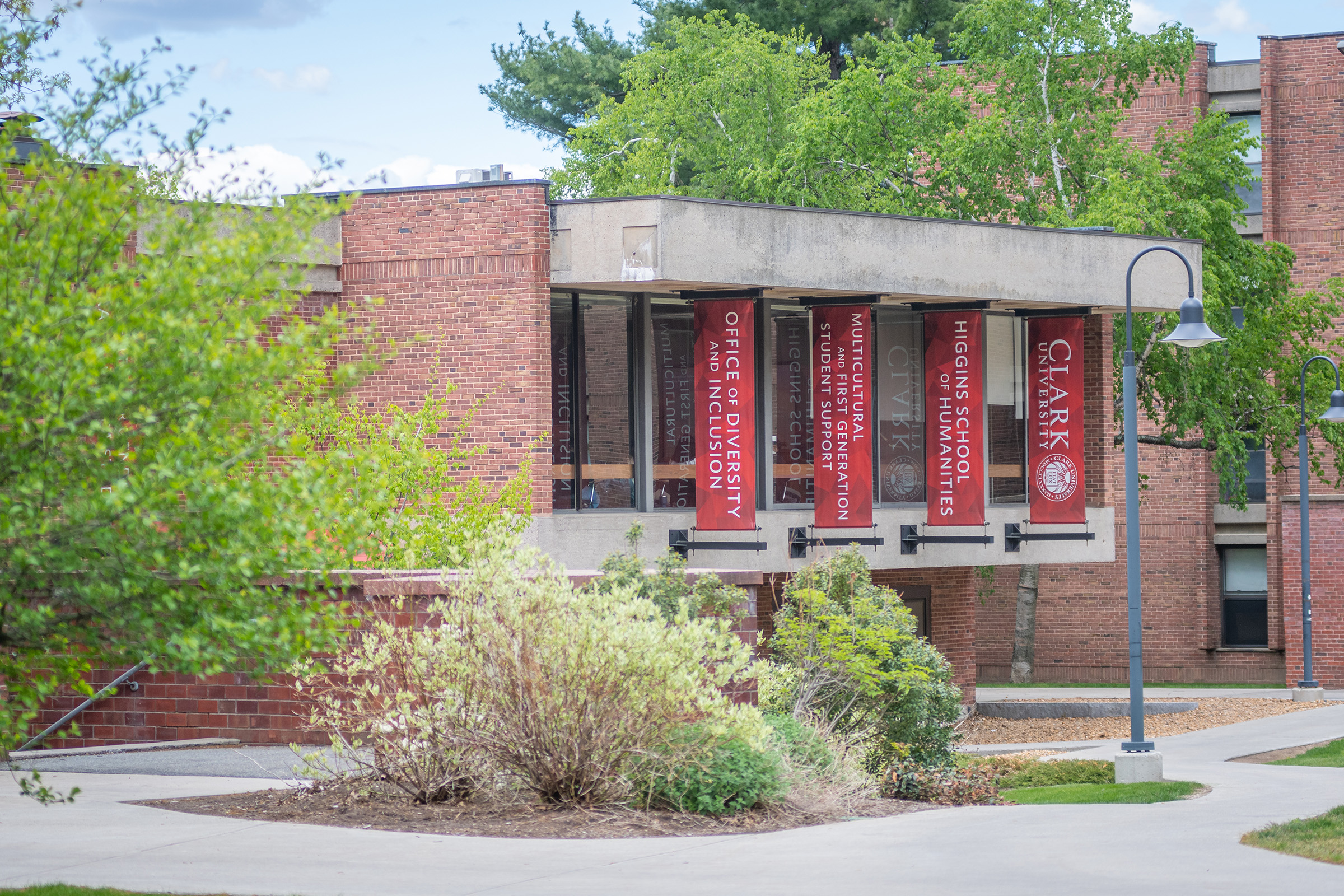 Dana Commons - spring setting