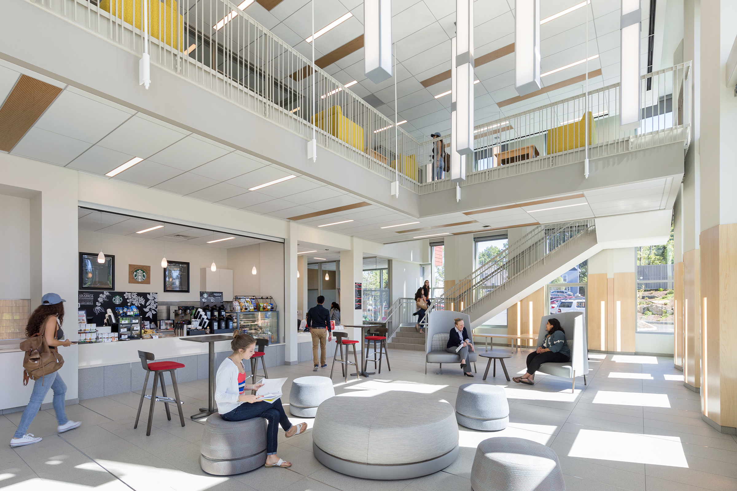 Shaich Family Alumni and Student Engagement Center (ASEC) - the den or lobby