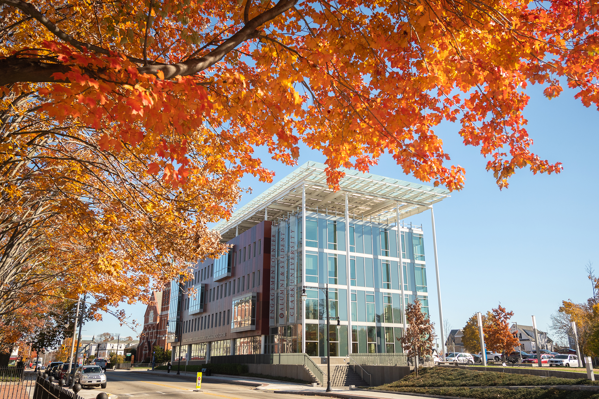Shaich Family Alumni and Student Engagement Center (ASEC) fall scene