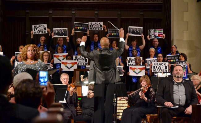 Cailin Manson conducting a Black Lives Matter concert