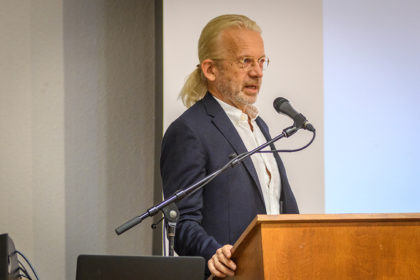 Thomas Kühne, director of the Strassler Center
