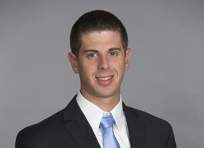 David Corn ’16 mentors Clarkies looking to join the investments industry
