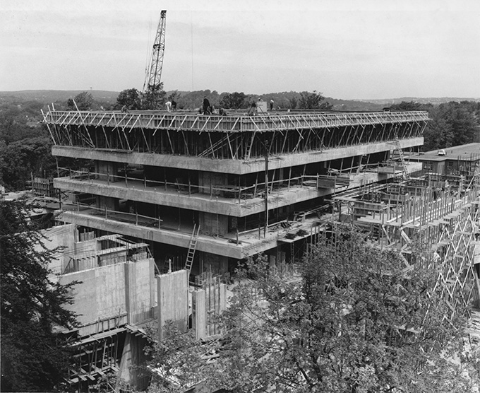 Goddard Library under construction in 1968