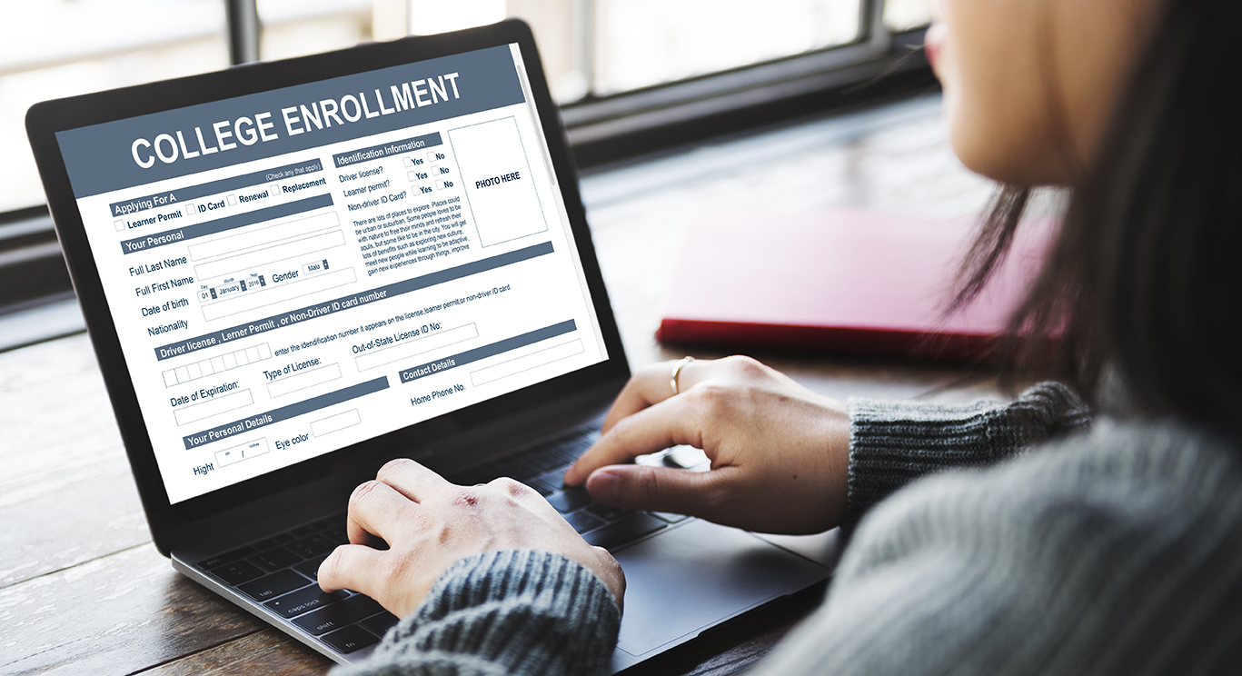 Clarkies help Claremont Academy seniors complete college applications