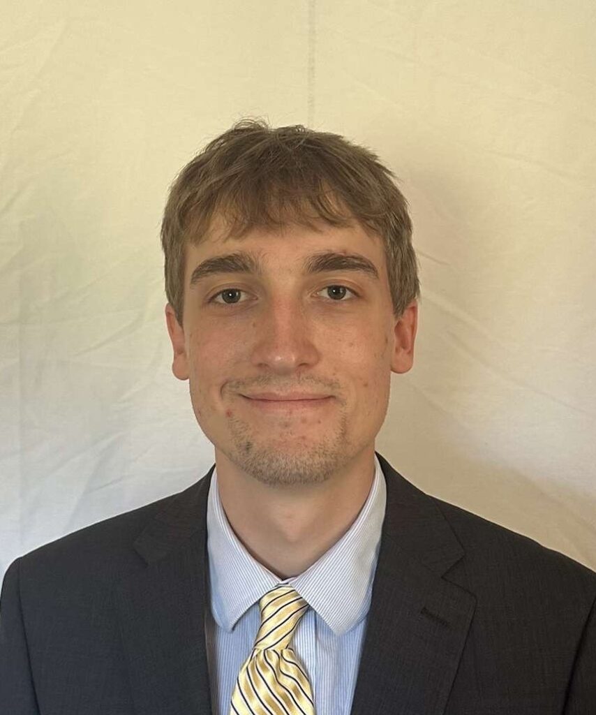 Peer Career Assistant Eli Burgess