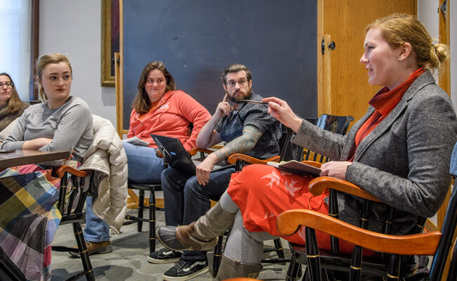 Students in wildlife seminar